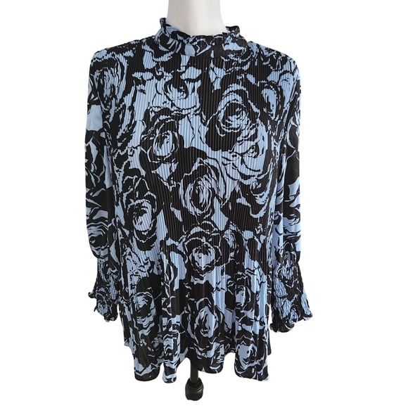 Chico's Black Label Floral Print Pleated Mock Neck Long Sleeve Top - Picture 1 of 9